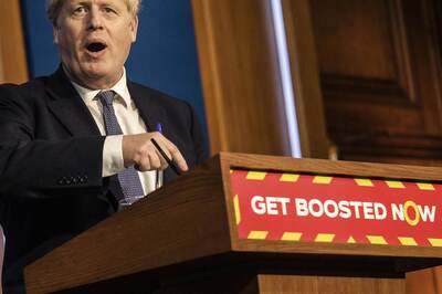 Boris Johnson Slams 'Mumbo Jumbo' of Anti-Vaxxers as Omicron Batters UK in Fresh Wave