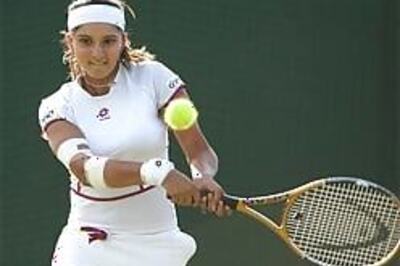 Sania advances in doubles at Stanford