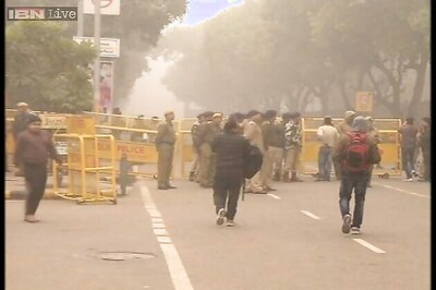 AAP protest: 4 metro stations to remain closed on Tuesday