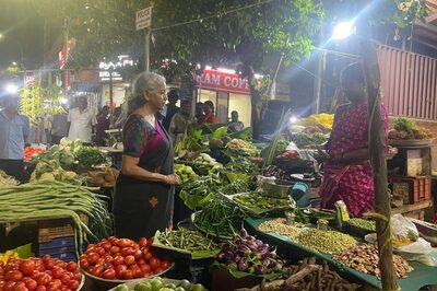 Sitharaman Buys Vegetables, Interacts With Locals at Chennai's Mylapore Market | WATCH