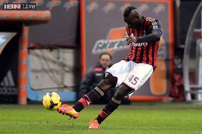 Fit-again Mario Balotelli returns for AC Milan