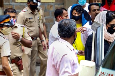 Mumbai Drug Bust: NCB Rubbishes NCP Questions on Credentials of 2 'Officials' During Raid