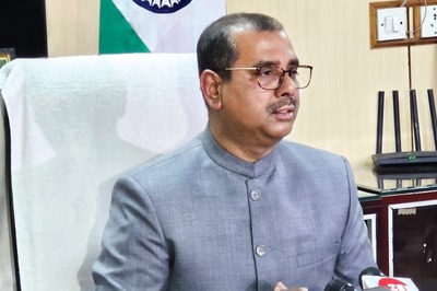 'Anurag Thakur Wasn't Wrong': On Caste Row, Ex-Chief of Scheduled Castes Panel Cites 'Complicated Lineage' of Gandhis