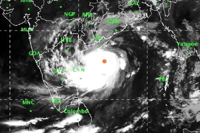 Bangladesh Orders Mass Evacuation in 19 Coastal Districts as Cyclone Fani Moves Closer