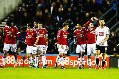 Manchester United head to Shrewsbury, Chelsea face Manchester City