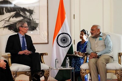 Modi invites Apple to set up manufacturing base in India