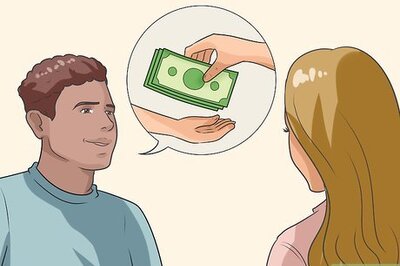 How to Borrow Money from a Friend