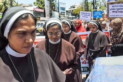 Nuns at Forefront of Protests Against Rape-accused Bishop Ordered to Leave Kerala Convent