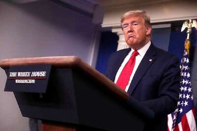 'I Was Curious': Trump Uses New 15-minute Diagnostic Kit for Coronavirus, Tests Negative