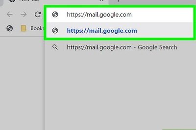 How to Put a Link in an Email