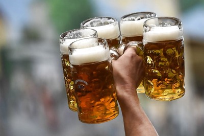 Beware! Delhi Govt Finds Some Restro Bars, Clubs Serving 'Expired Beer'