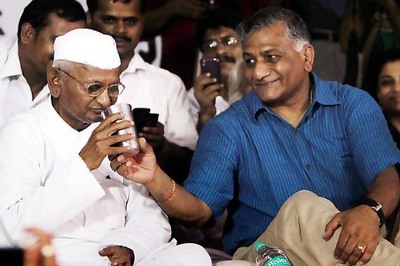 Shared stage with Modi only because it was rally of ex-servicemen: VK singh tells Anna