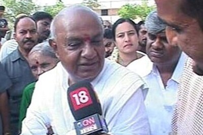 Karnataka BJP protests Gowda's foul language