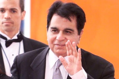 Fans to Get Daily Updates on Dilip Kumar's Health