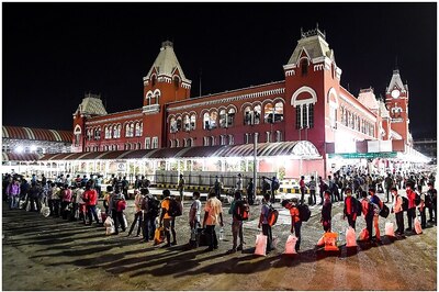 Migrants from Assam Vacate Houses in Chennai to Leave for Home, Told to Wait Longer