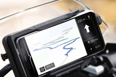 Apple May Be ‘Unhappy’ With This Latest iPhone Gadget From BMW