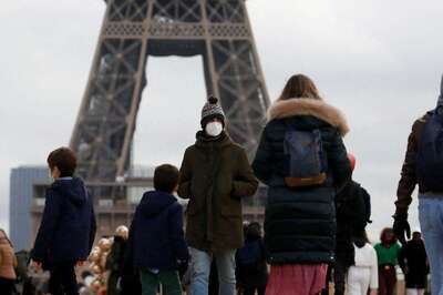 France Sets Grim New Record of Over 2 Lakh Daily Covid Cases in 'Groundswell' Omicron Surge