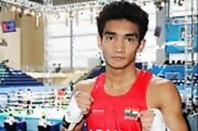 Shiva advances, Suranjoy  exits Olympic qualifiers