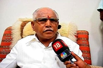 K'taka crisis: Yeddyurappa blinks, heads to Delhi