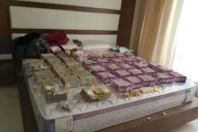 Rs 83.76 Lakh Cash Seized From Jeweller's House; 3 Detained