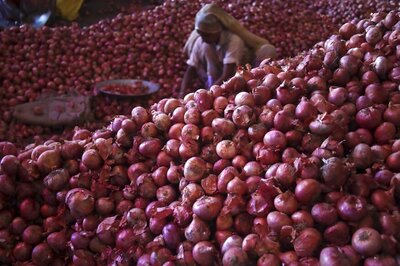 Part of 790 Tonnes of Imported Onions Distributed to AP, Delhi at Rs 57 Amid Soaring Prices