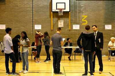 Britain Plans to Cut Overseas Student Numbers at Its Universities