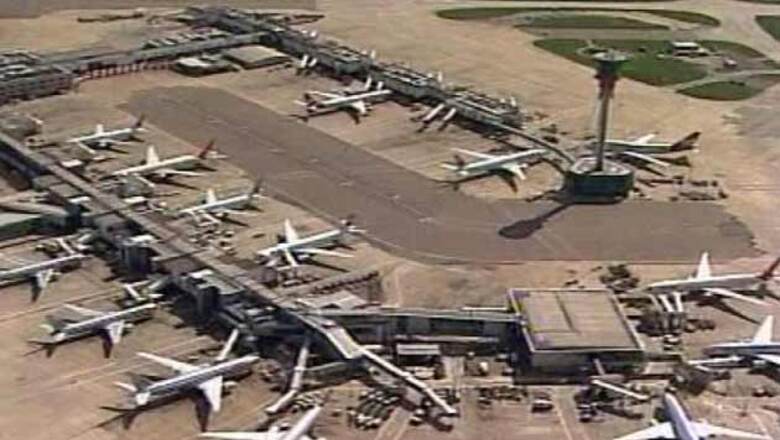 UK airports close after volcanic ash spreads