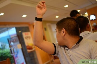 How to Summon a Waiter Politely