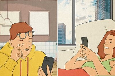 What LLS Stands For in Texts, Facebook, Instagram & More