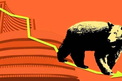 Sensex Tumbles 850pts, Bank Nifty Crashes 1000 pts; Why is Market Falling Today?