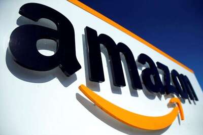 Amazon Blocks Police Access to Facial Recognition Software For a Year