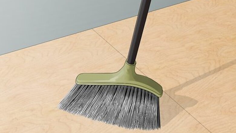How to Install Bamboo Flooring on Plywood