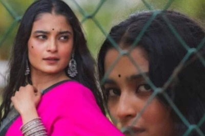 Actress Chaithra Achar Looks Ethereal In Pink Saree With Dark Blue Border