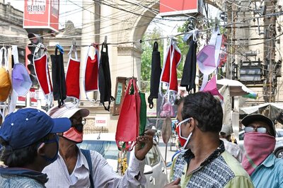 Delhi Reports 1,009 New Covid-19 Cases, 60% Spike in a Day; Positivity Rate at 5.7%