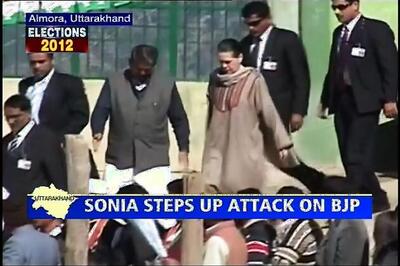 Uttarakhand: Sonia accuses BJP of being corrupt
