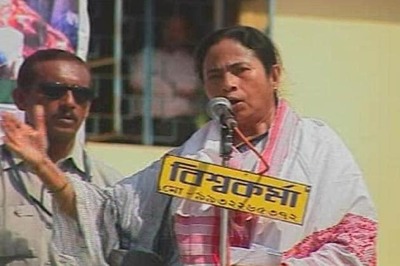 Mamata sticks to her remark on Azad's death