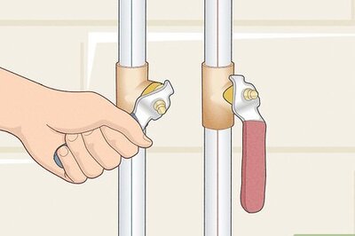 How to Fix a Leaky Single-Handle Sink Faucet