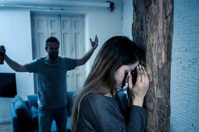 Identifying 7 Warning Signs of Emotional Manipulation to Safeguard Your Well-Being in Relationships