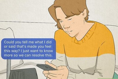 How to Calm Down an Angry Person over Text