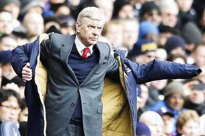 Arsenal will not give up on league title, says Arsene Wenger