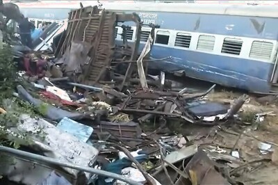 Kanpur Train Accident: 2 Children Pulled Out Alive From Mangled S3 Bogie