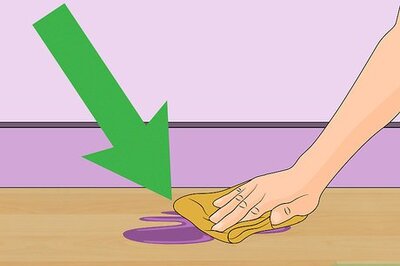 How to Remove Paint from Vinyl