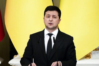 ‘Come Out’: Ukraine's Zelenskiy Calls on Citizens to Fight, Promises Weapons Against Russian Forces