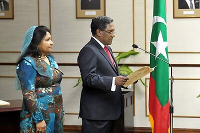Maldives VP takes over after President quits