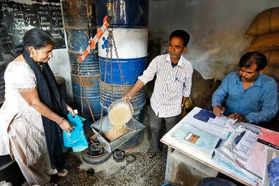 All ration shops in Delhi to be computerised by 2016