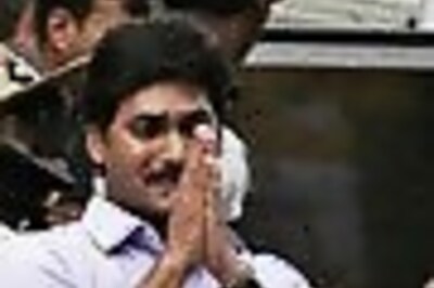 Congress MLAs meet Jagan ahead of his yatra