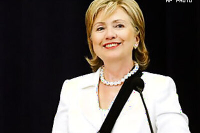 Haven for al-Qaeda in Pak 'very troubling': Hillary