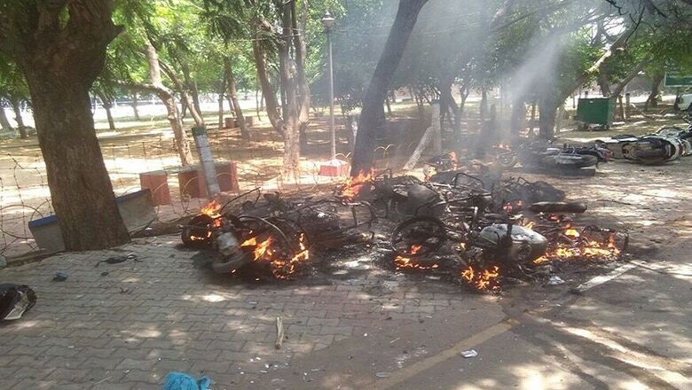 Tamil Nadu Govt Constitutes Inquiry Commission on Thoothukudi Violence