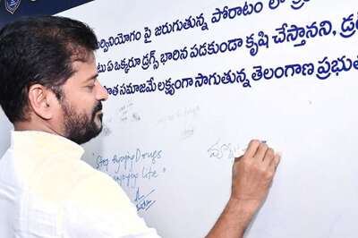 Reduce Focus on Netas and Prioritise Tackling Crime, Telangana CM Tells Cops Amid Spate in Cases