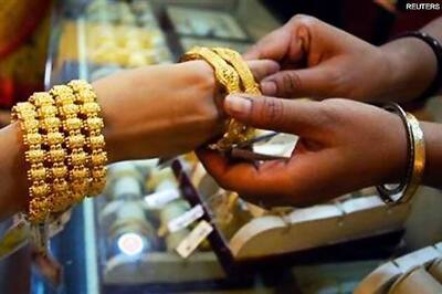 Gold recovers from six-week low